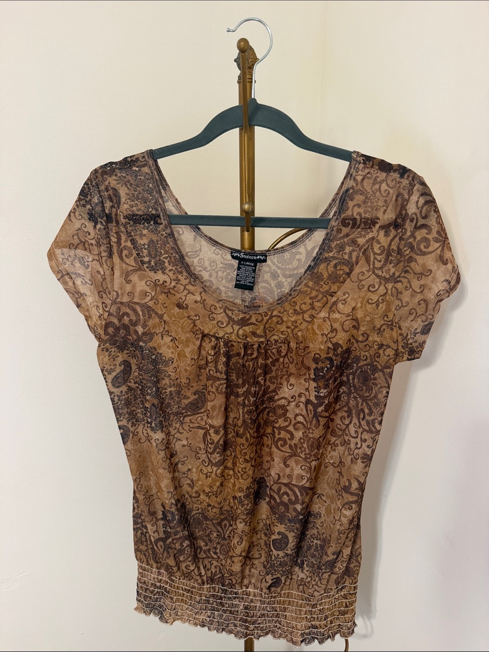 Vanity Brown Paisley Print Short Sleeve Tee